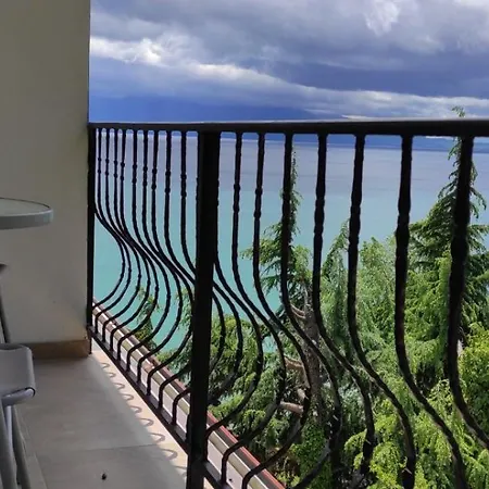 Royal View