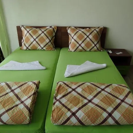 Royal View Aparthotel